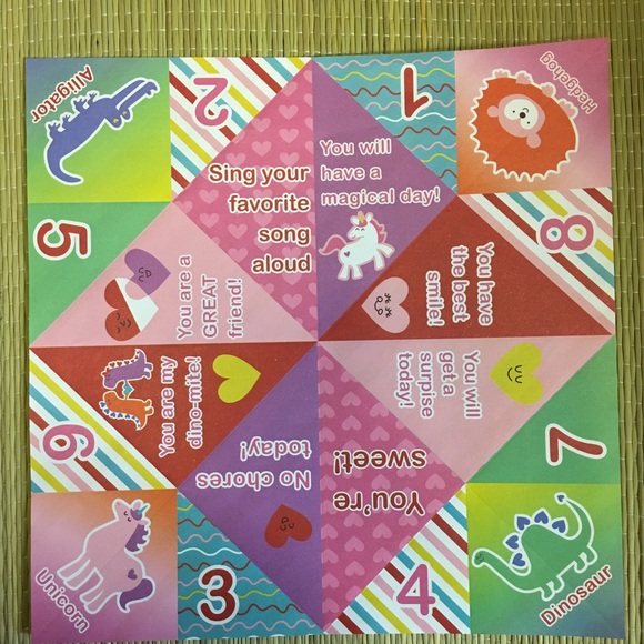 ⏰🤍🖤Ariana Grande CD single(2pcs) plus more! - Picture 9 of 11